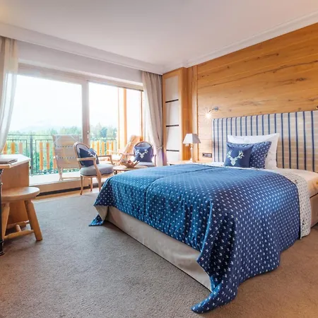 Sonnenalp Semesteranläggning (resort) 5*